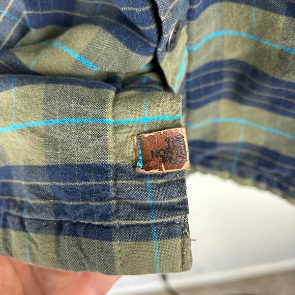 The North Face Men's Plaid Jacket Size Medium Quilt Lined Insulated Shacket Snap - Picture 6 of 8